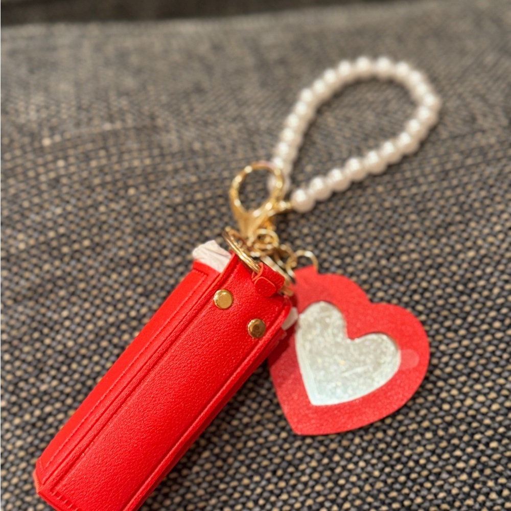 Red Leather Keychain with Heart Charm - Picture 2 of 2